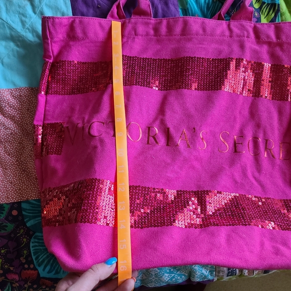 Large Victoria's Secret Tote Bag - Picture 6 of 9